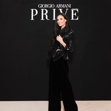 Demi Moore - Magazine and Candid Shoots Collection in demimoore_3557142162330690706.jpg - hidden celebrity photo